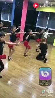 天泽城成人舞蹈视频,舞动激情,绽放魅力-第3张图片-午夜成人福利影院 天泽城成人舞蹈视频,舞动激情,绽放魅力-第3张图片-午夜成人福利影院