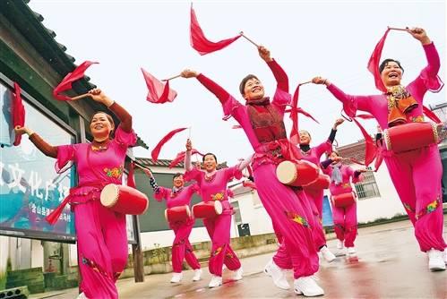 丰收喜悦成人舞蹈视频大全,成人舞蹈视频大全精选回顾-第3张图片-午夜成人福利影院