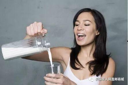 成人喝牛奶骗局视频,真相与误区大揭秘-第1张图片-午夜成人福利影院