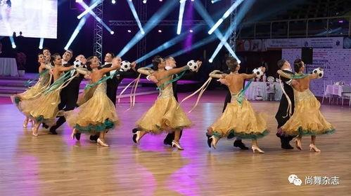 新年舞蹈成人集体视频,新年舞蹈成人集体视频精彩回顾-第1张图片-午夜成人福利影院