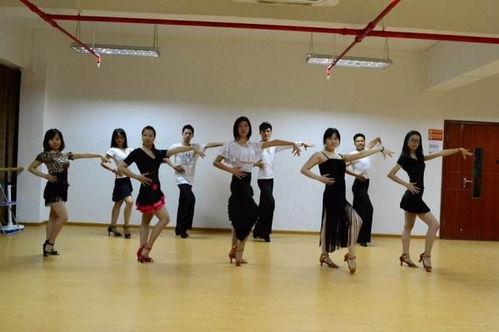 成人舞蹈草花教学视频,成人舞蹈草花教学视频精华解析-第2张图片-午夜成人福利影院