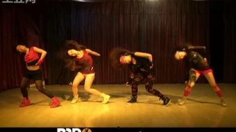 拉丁成人团舞视频教学,轻松入门，舞动青春风采-第2张图片-午夜成人福利影院