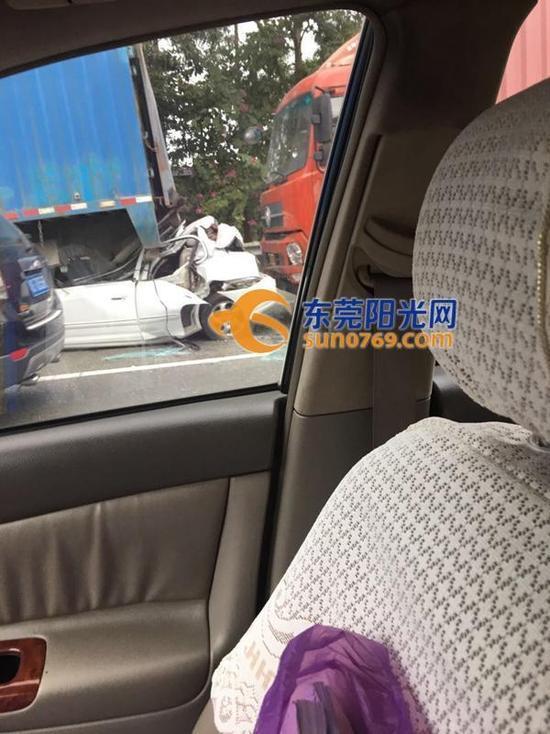 小车成人后排夹凳子视频-第3张图片-午夜成人福利影院
